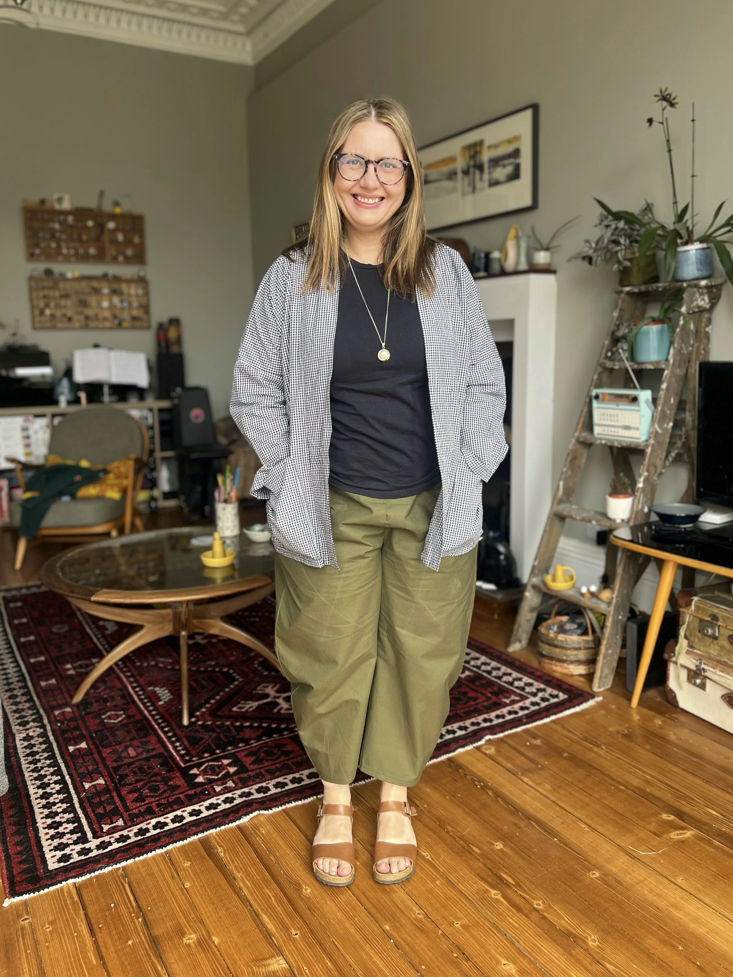 Style Arc bob pants in waxed cotton — apple franca
